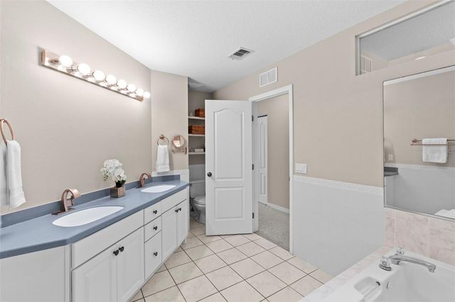 1071 PINELLAS BAYWAY S, St Petersburg, FL 33715