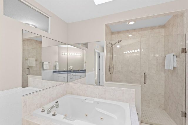 1071 PINELLAS BAYWAY S, St Petersburg, FL 33715
