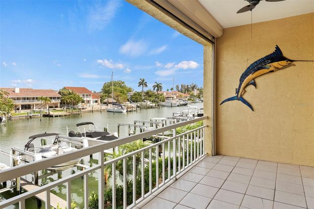 1071 PINELLAS BAYWAY S, St Petersburg, FL 33715