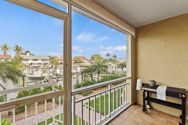 1071 PINELLAS BAYWAY S, St Petersburg, FL 33715