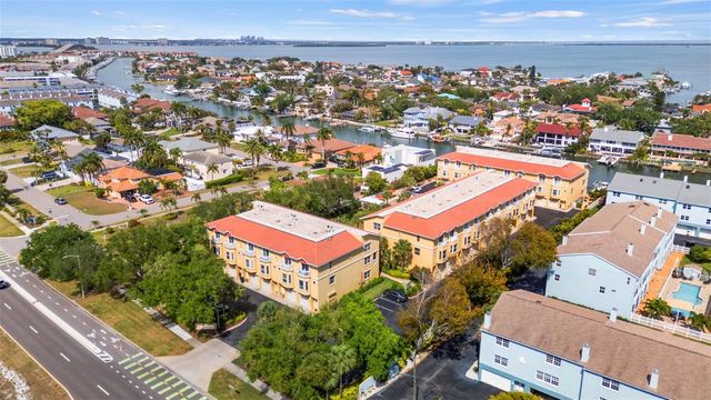 1071 PINELLAS BAYWAY S, St Petersburg, FL 33715