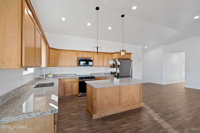 262 Camino Josefina, Rio Rico, AZ 85648