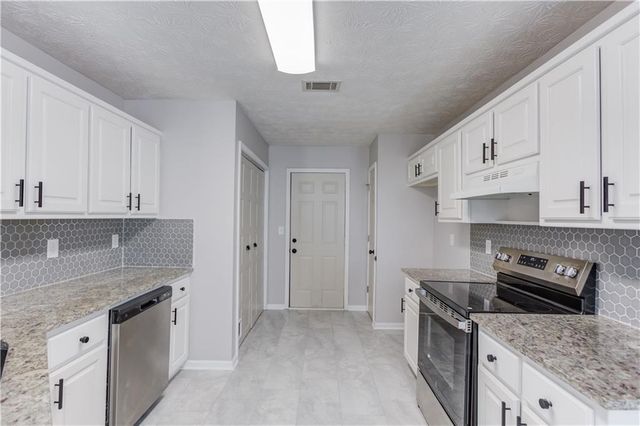 123 Regency Drive, Bethlehem, GA 30620