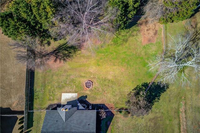 123 Regency Drive, Bethlehem, GA 30620