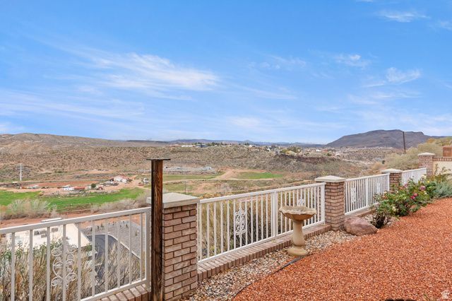 639 N 380 W, La Verkin, UT 84745