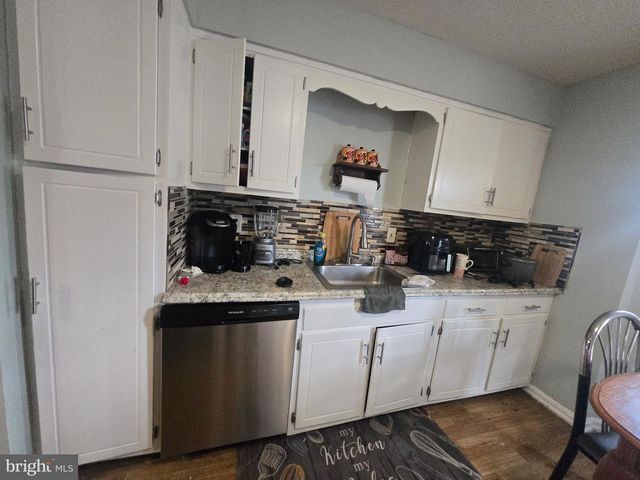 7815 STOVALL CT, Lorton, VA 22079