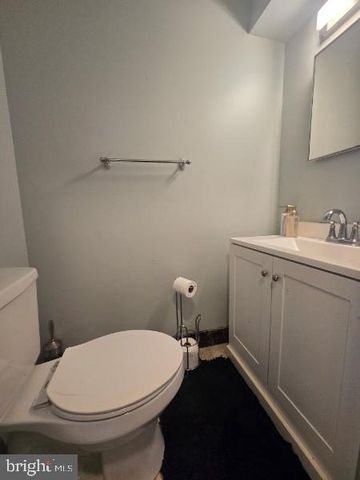 7815 STOVALL CT, Lorton, VA 22079