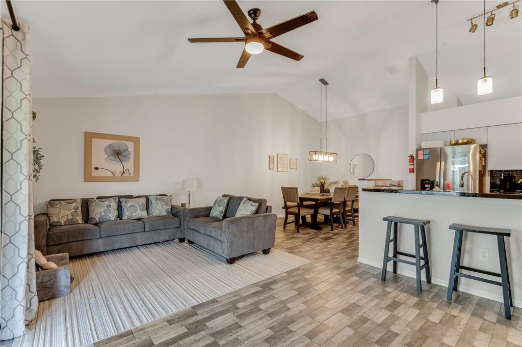 Image 18 of property listing at 2406 KAM COURT, Kissimmee, FL 34744