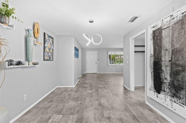 1283 EDENVILLE AVENUE, Clearwater, FL 33764