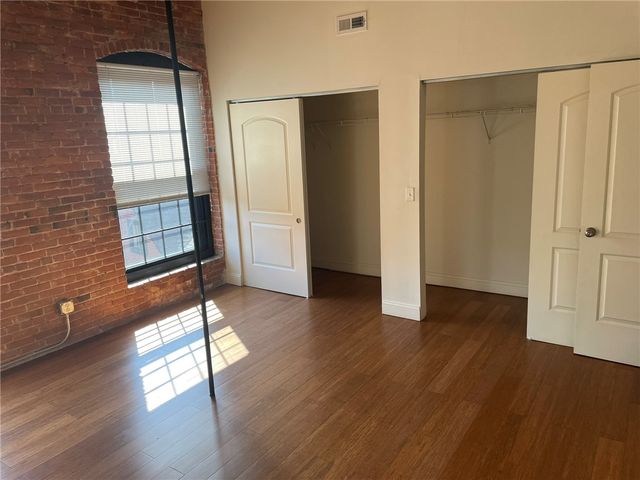535 Roosevelt Avenue, Pawtucket, RI 02860