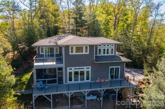 36 Spy Pointe Lane, Fletcher, NC 28732