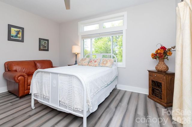 36 Spy Pointe Lane, Fletcher, NC 28732