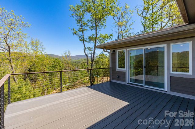 36 Spy Pointe Lane, Fletcher, NC 28732