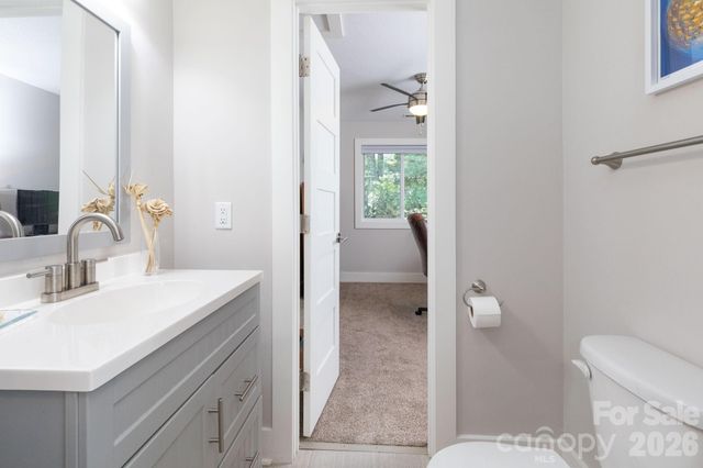 36 Spy Pointe Lane, Fletcher, NC 28732