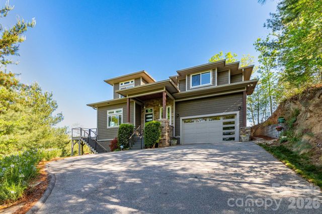36 Spy Pointe Lane, Fletcher, NC 28732
