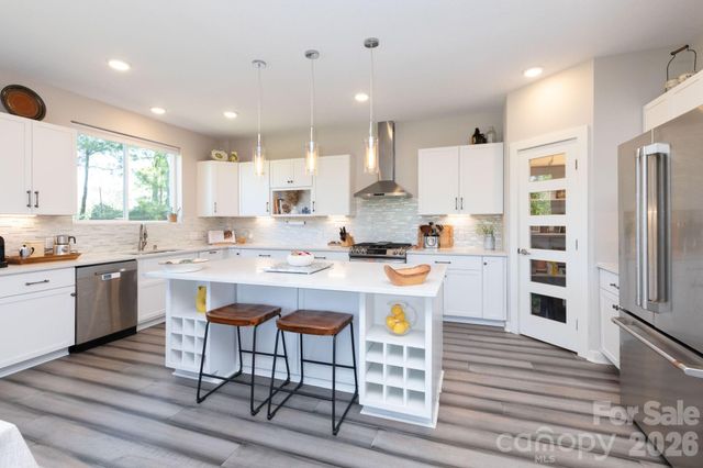 36 Spy Pointe Lane, Fletcher, NC 28732