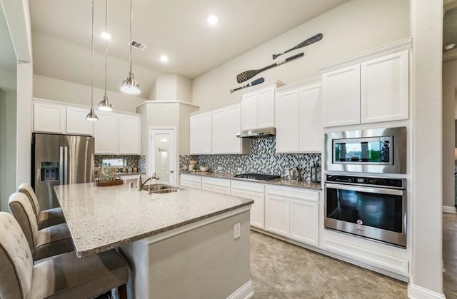 19306 Wild Sabino Way, Tomball, TX 77377