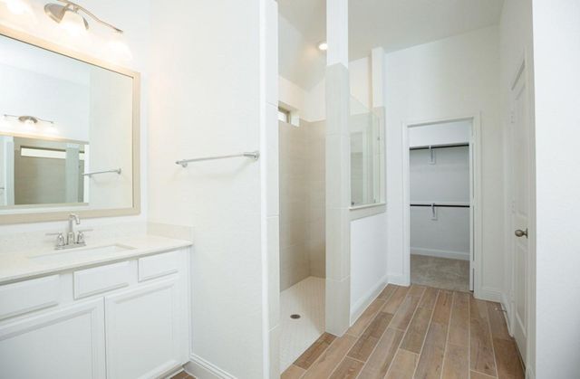 19306 Wild Sabino Way, Tomball, TX 77377