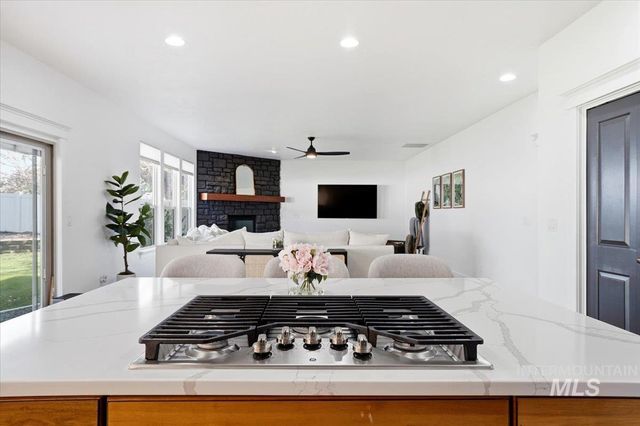 342 N Clearpoint Way, Eagle, ID 83616