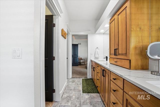 342 N Clearpoint Way, Eagle, ID 83616