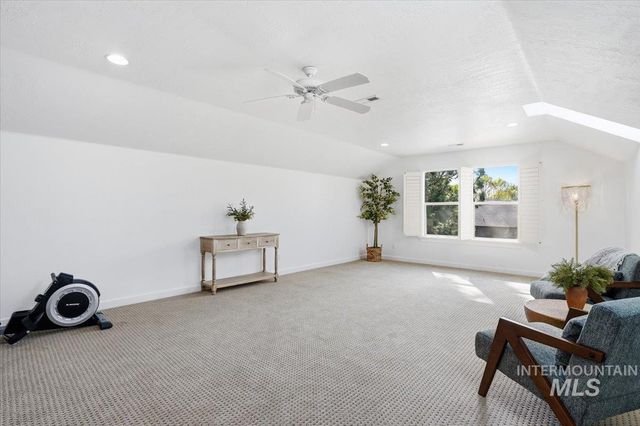 342 N Clearpoint Way, Eagle, ID 83616