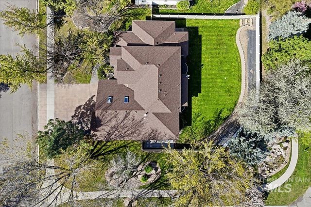 342 N Clearpoint Way, Eagle, ID 83616