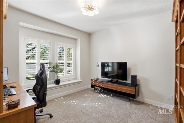 342 N Clearpoint Way, Eagle, ID 83616