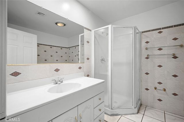 8007 Broadleaf, Panorama City, CA 91402