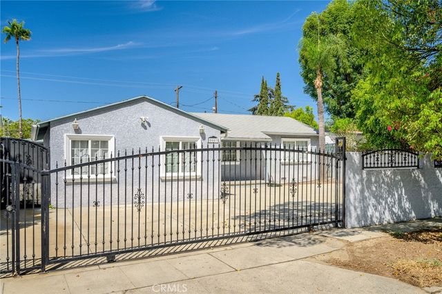8007 Broadleaf, Panorama City, CA 91402
