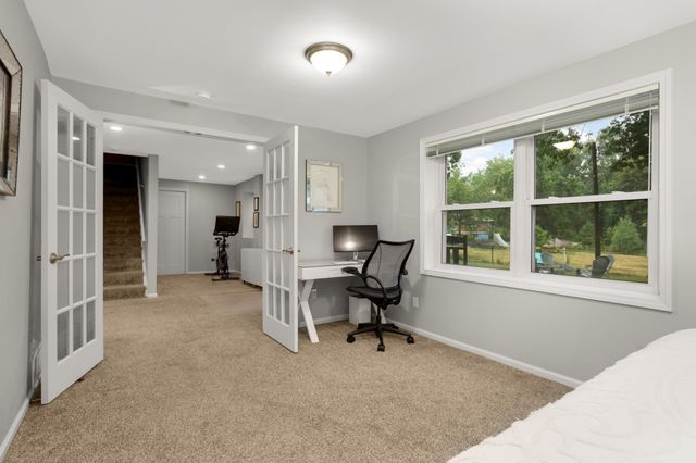 9807 Cedar Lake Road, Minnetonka, MN 55305