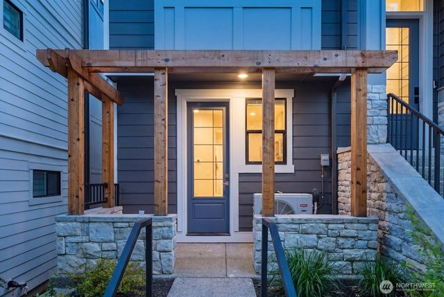 13334 NE 144th Place, Woodinville, WA 98072