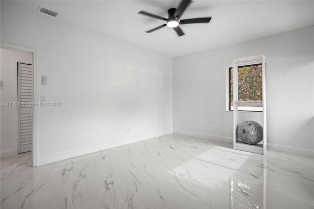 1445 NE 147th St, Miami, FL 33161