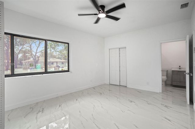 1445 NE 147th St, Miami, FL 33161