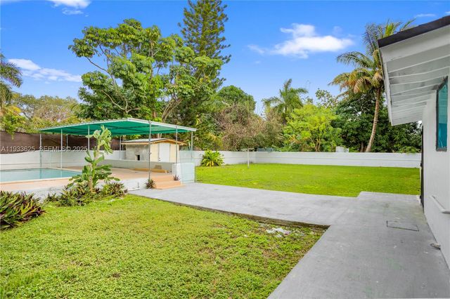 1445 NE 147th St, Miami, FL 33161