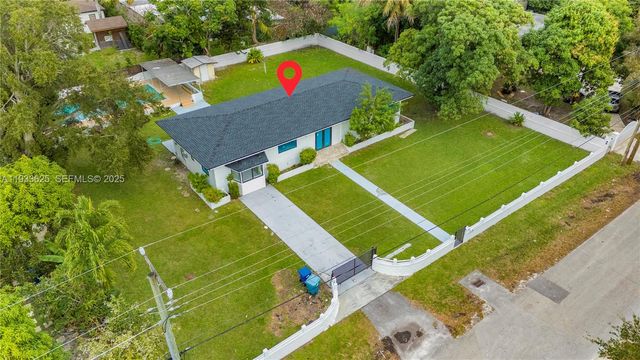 1445 NE 147th St, Miami, FL 33161