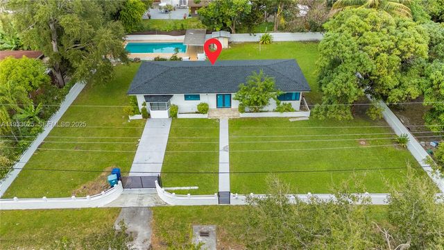 1445 NE 147th St, Miami, FL 33161