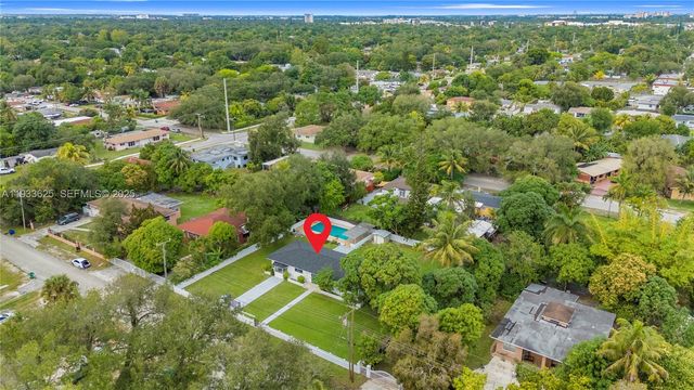 1445 NE 147th St, Miami, FL 33161