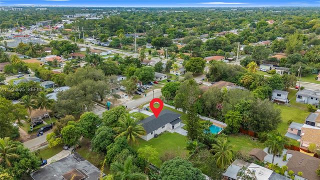 1445 NE 147th St, Miami, FL 33161