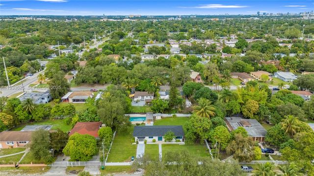 1445 NE 147th St, Miami, FL 33161