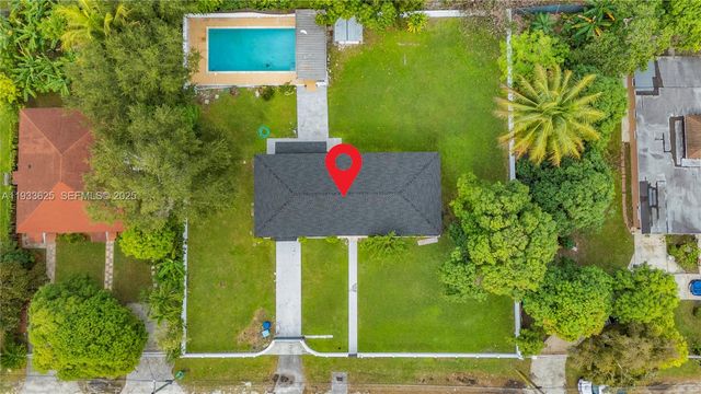 1445 NE 147th St, Miami, FL 33161