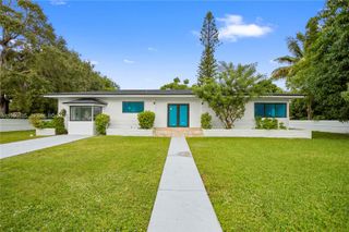 1445 NE 147th St, Miami, FL 33161