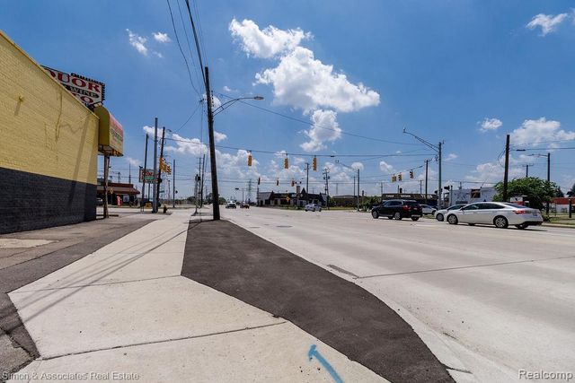 465 S Schaefer Highway, Detroit, MI 48217
