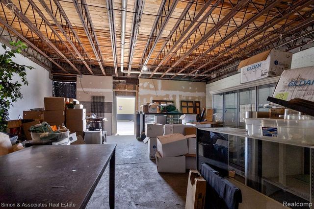 465 S Schaefer Highway, Detroit, MI 48217