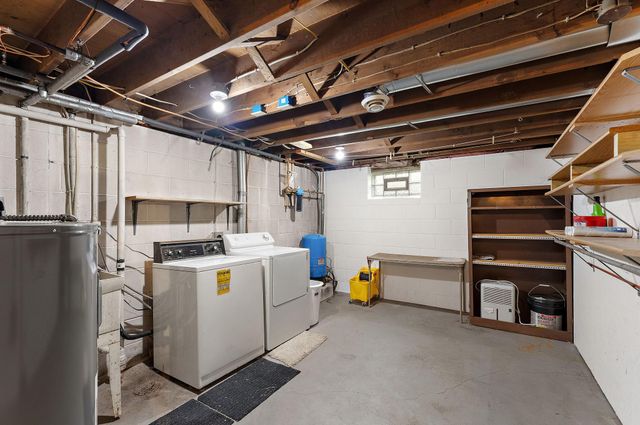 28564 Zurich Street NE, North Branch, MN 55056