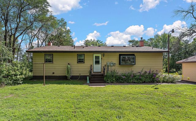 28564 Zurich Street NE, North Branch, MN 55056