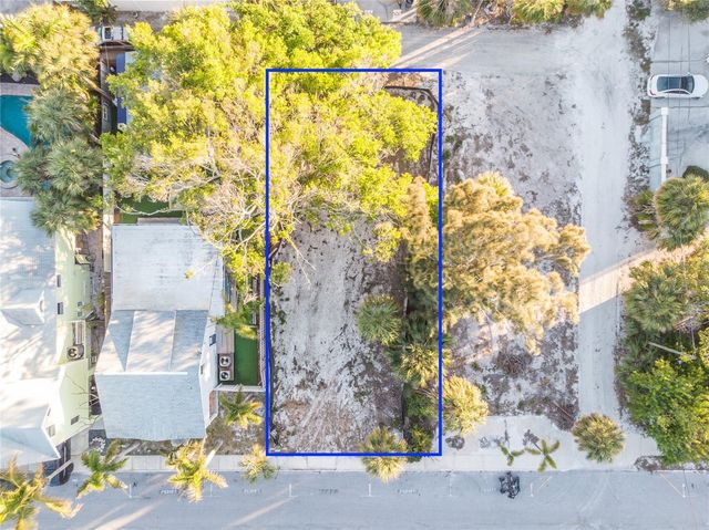 110 4TH AVENUE, St Pete Beach, FL 33706