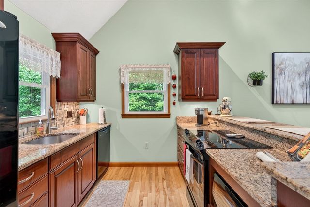 57 Sargent Rd, Westminster, MA 01473