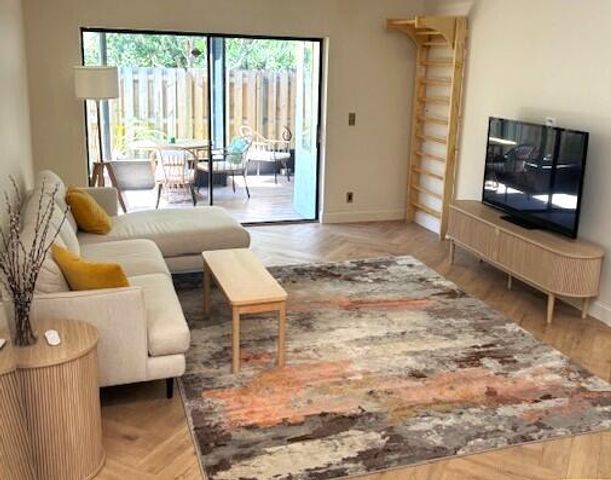 11037 Nutmeg Drive, Palm Beach Gardens, FL 33418