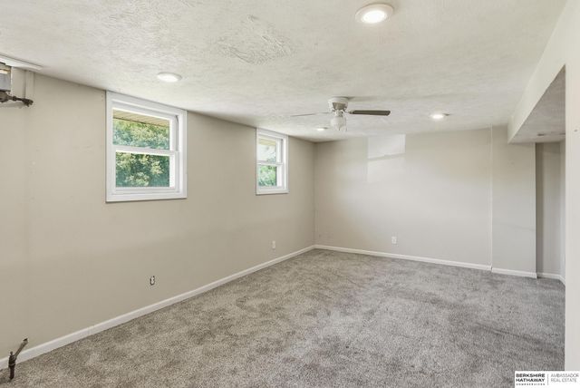 3823 N 88 Avenue, Omaha, NE 68134