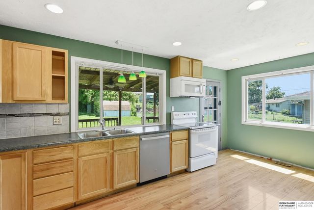 3823 N 88 Avenue, Omaha, NE 68134
